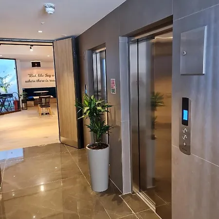 מלון Ivy - Adults Only