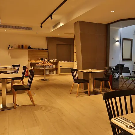 Ivy - Adults Only 3*