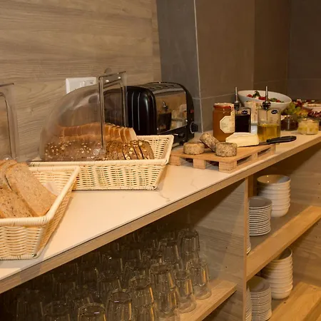 Ivy - Adults Only San Ġiljan